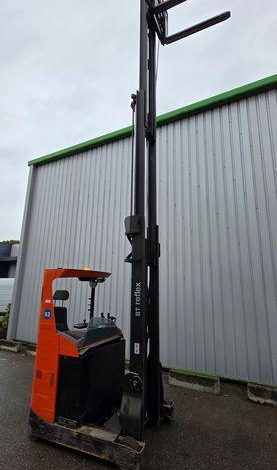 CHARIOT ELECTRIQUE LATERAL retract BT RRE160 MAT TRIPLEX CAPACITE 1,6T 8,5M  MV2