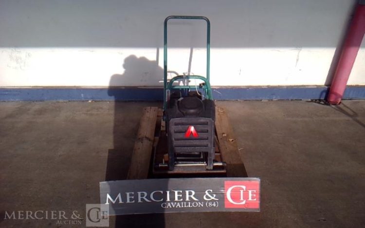 PLAQUE VIBRANTE 76KG PQ1 ESSENCE  PLA010853