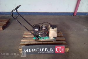 PLAQUE VIBRANTE 70KG PQ1 ESSENCE  PLA010934