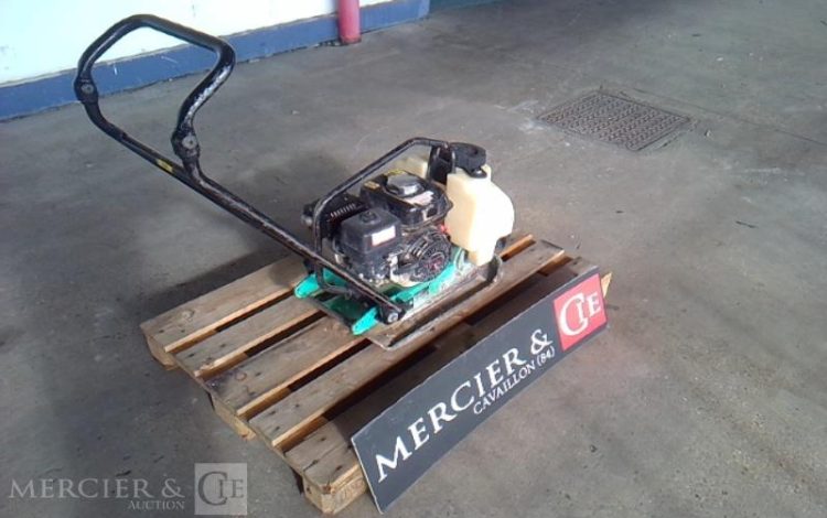 PLAQUE VIBRANTE 70KG PQ1 ESSENCE  PLA010934