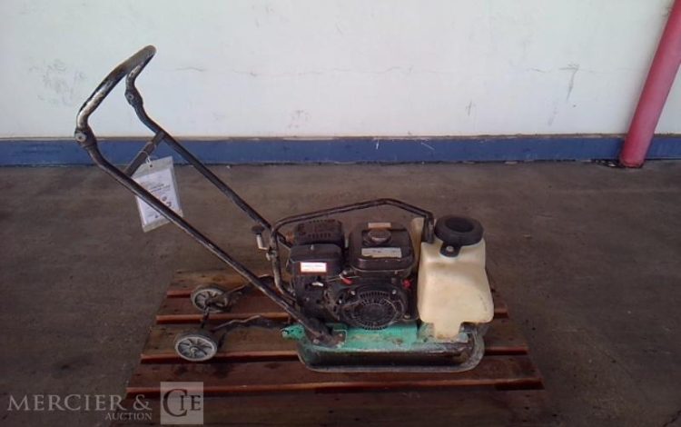 PLAQUE VIBRANTE 70KG PQ1 ESSENCE  PLA748505