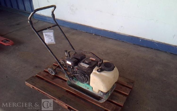 PLAQUE VIBRANTE 70KG PQ1 ESSENCE  PLA748505