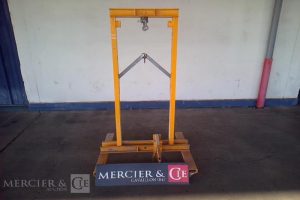 PORTIQUE POUR ESSAIS EN CHARGE  SUP010058