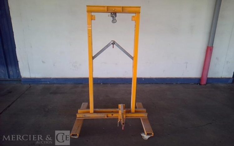 PORTIQUE POUR ESSAIS EN CHARGE  SUP010058