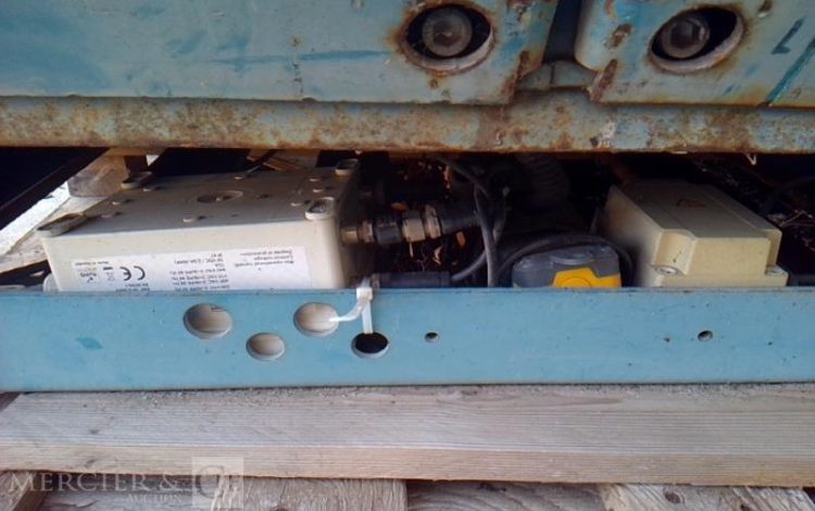 TABLE ELEVATRICE  TAB000514