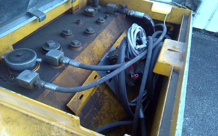 CUVE FUEL DISTRI  TAN010064