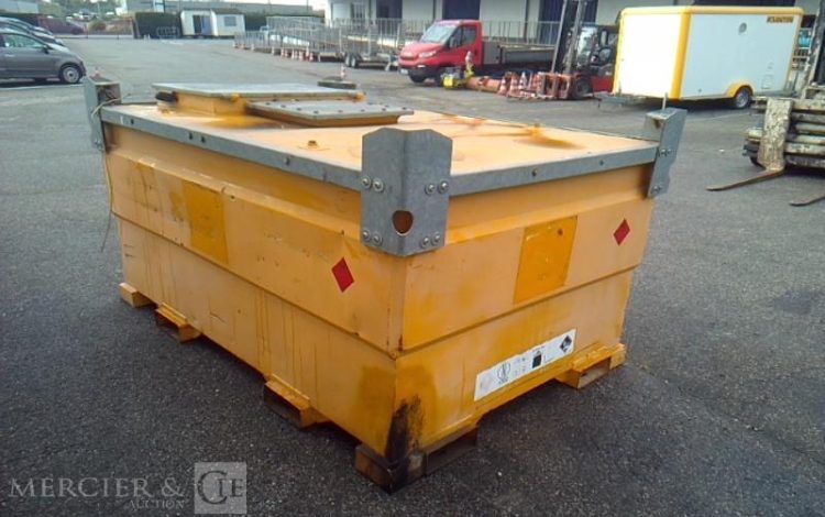 CUVE FUEL DISTRI  TAN010064