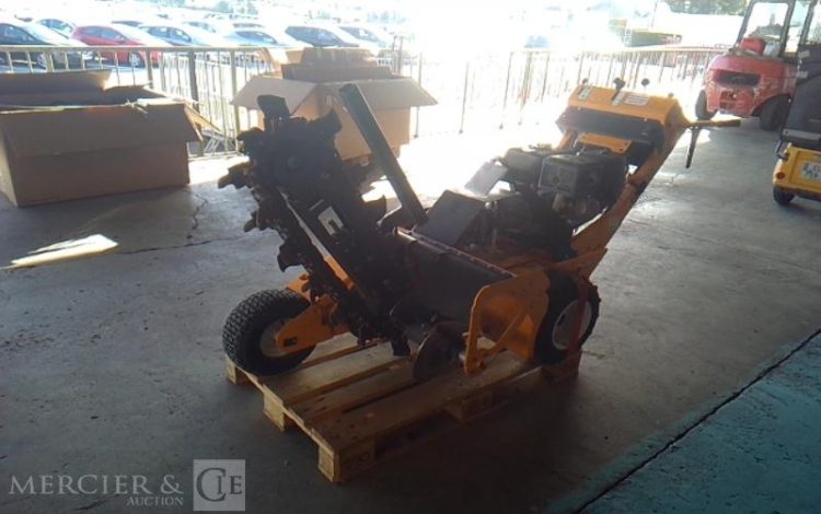 GENERIQUE TRANCHEUSE SOLS HYDRAULIQUE JAUNE TRA010192