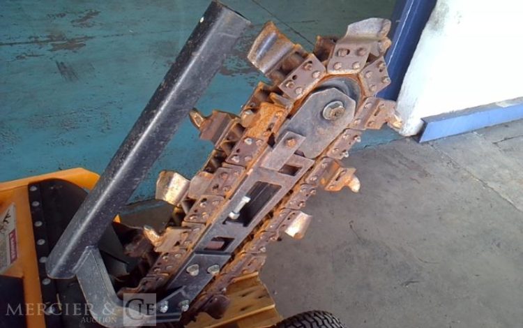 GENERIQUE TRANCHEUSE SOLS HYDRAULIQUE JAUNE TRA010192