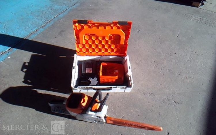 GENERIQUE TRONCONNEUSE BATTERIE 35CM ORA TRO010057