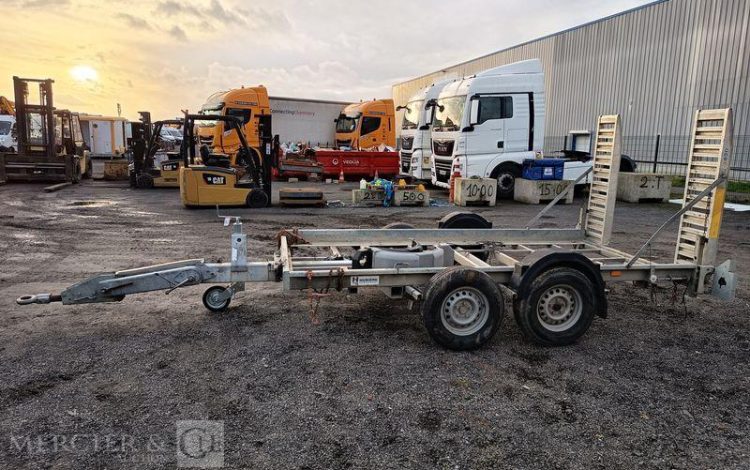 HUBIERE REMORQUE PORTE ENGIN 3T5  FF-480-ZX