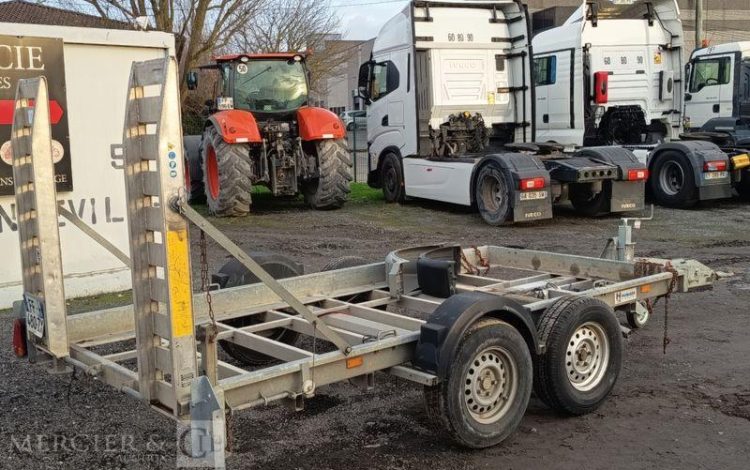 HUBIERE REMORQUE PORTE ENGIN 3T5  FF-480-ZX