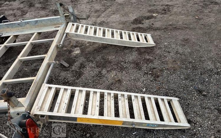 HUBIERE REMORQUE PORTE ENGIN 3T5  FF-480-ZX