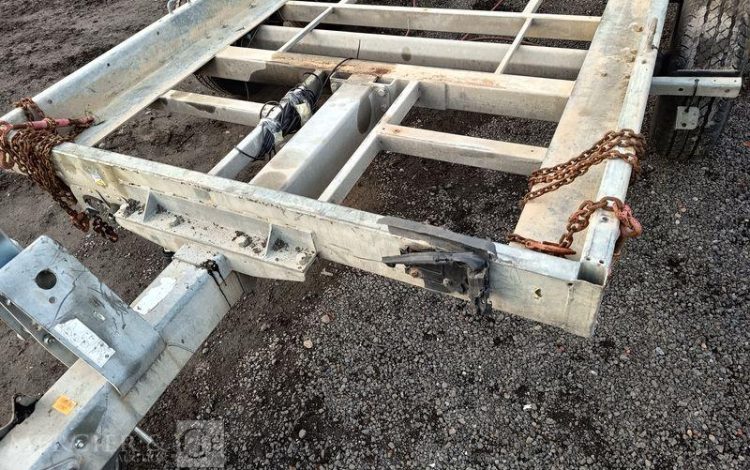 HUBIERE REMORQUE PORTE ENGIN 3T5  FF-480-ZX