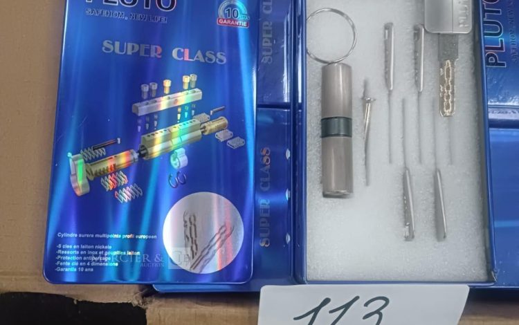 Autre Lot de 60 cylindres de serrure haute sécurité PLUTO Super Class, profil européen  117