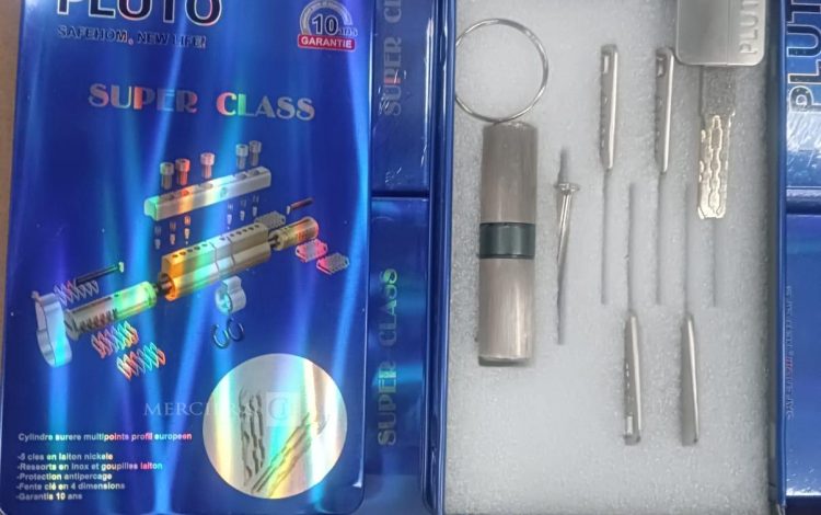 Autre Lot de 60 cylindres de serrure haute sécurité PLUTO Super Class, profil européen  119