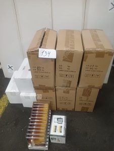 Autre Lot de 36 pièces comprenant des projecteurs halogènes IP54 pour éclairage extéri  137