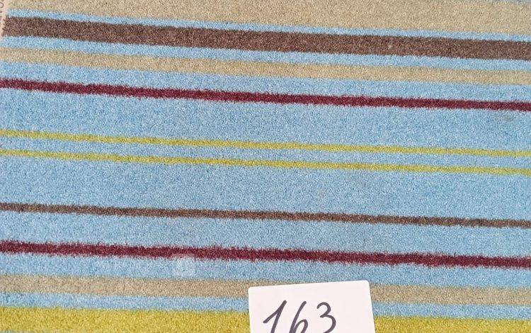 Autre Lot d&rsquo;environ 28m2 de dalles de moquette Heuga 377 Floorscape COL marque Interfa  166