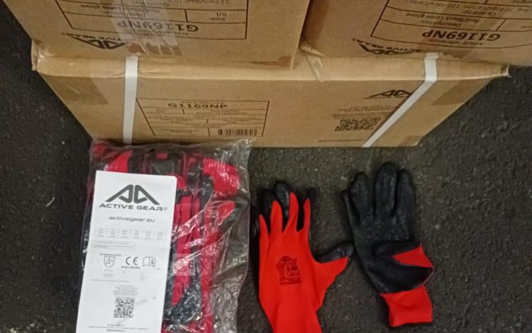 Autre Lot de 600 paires de gants de manutention Active Gear modèle G1169NP, en latex r  171
