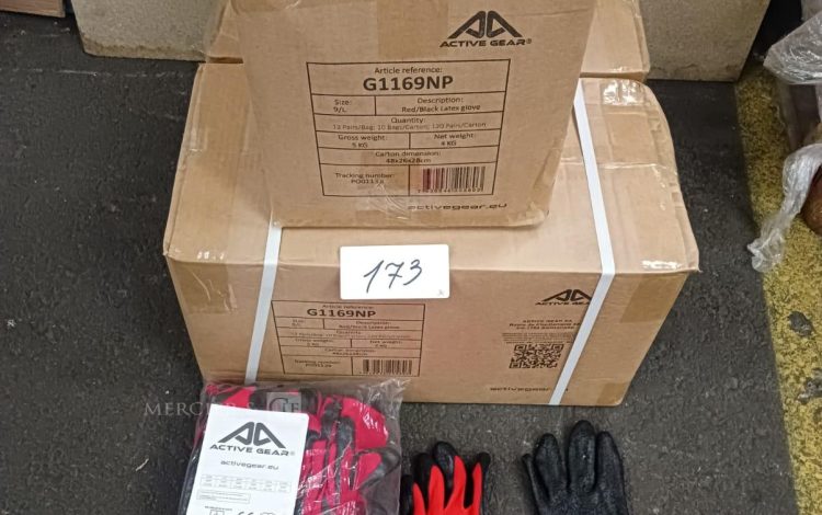 Autre Lot de 360 paires de gants de manutention Active Gear modèle G1169NP, en latex r  176