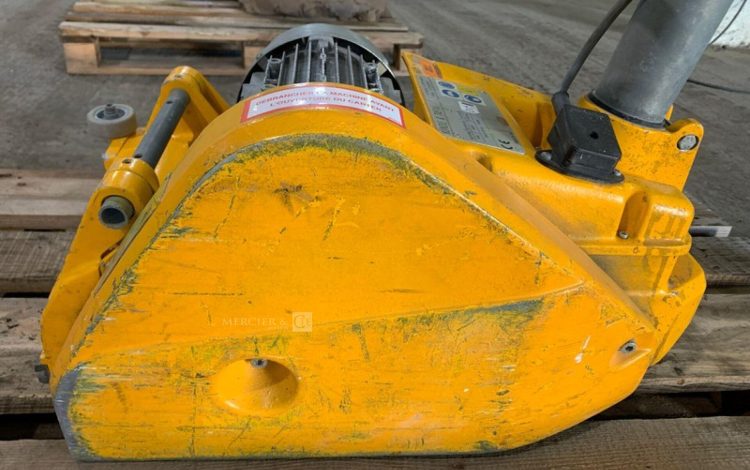 KUNZLE & TASIN SCORPION  PON010056