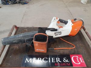 STIHL BGA100  SOU010074