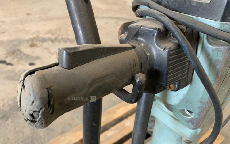 HITACHI H90SG  KAN011065