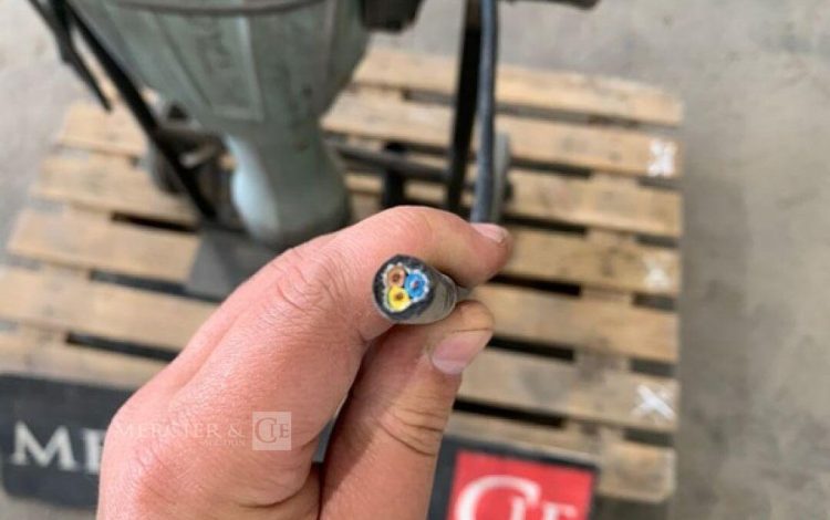 HITACHI H90SG  KAN011065