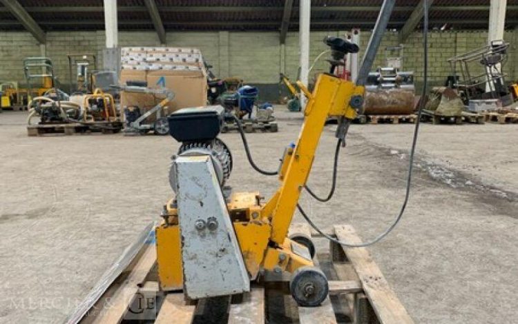 HUSQVARNA CG200S  RAB010113