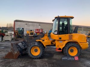 VOLVO L30G  KUB010158