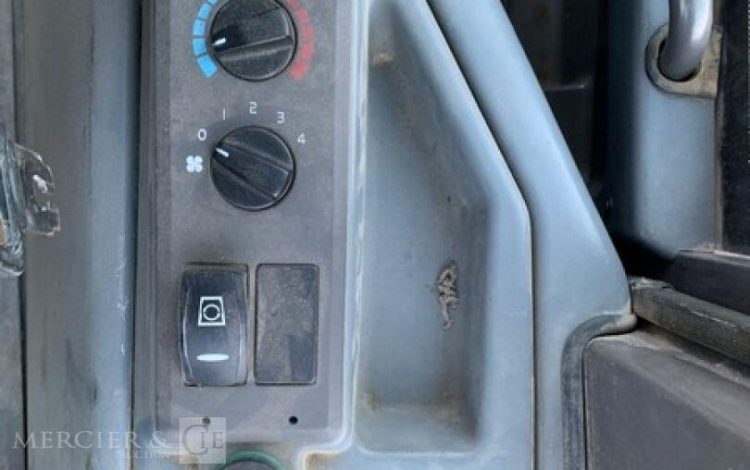 VOLVO L30G  KUB010158