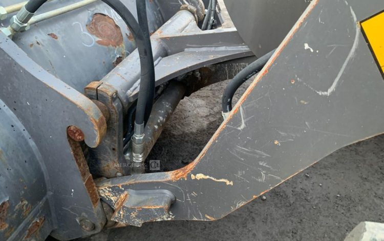 VOLVO L30G  KUB010158