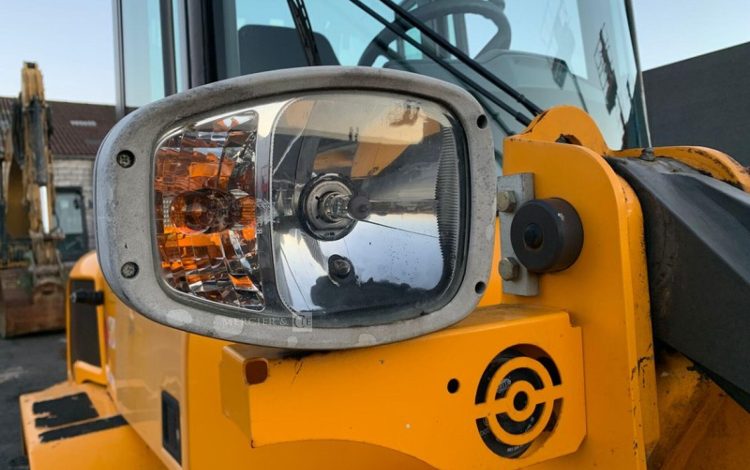 VOLVO L30G  KUB010158