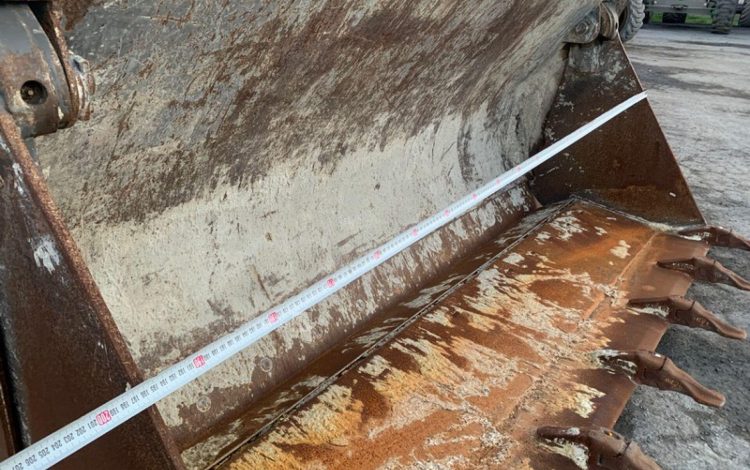 VOLVO L30G  KUB010158