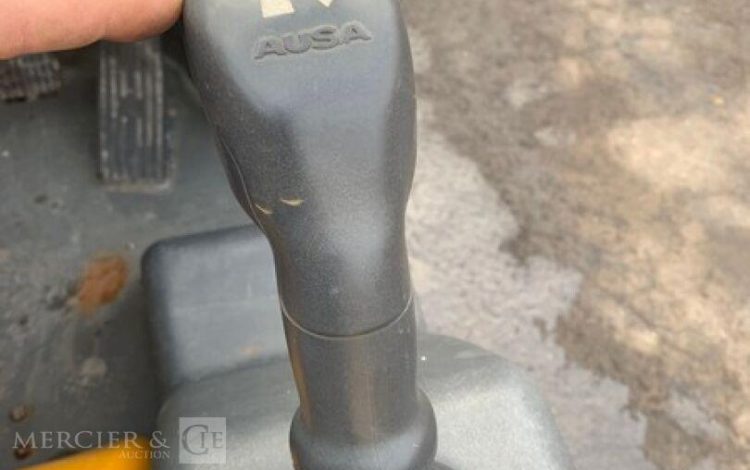 AUSA D100AHG  GYR010086