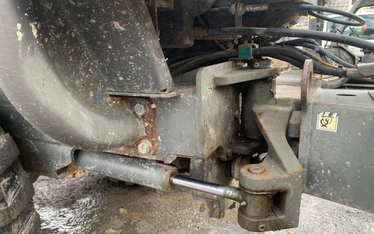 AUSA D100AHG  GYR010086