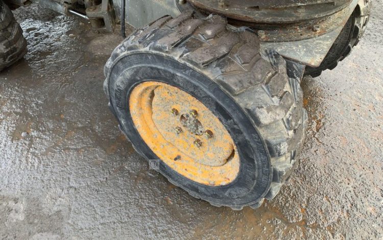 AUSA D100AHG  GYR010086