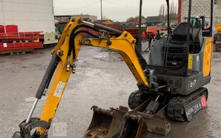 BOBCAT E17  PEL010297