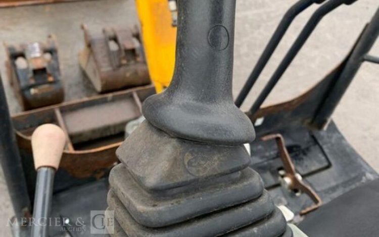 BOBCAT E17  PEL010297