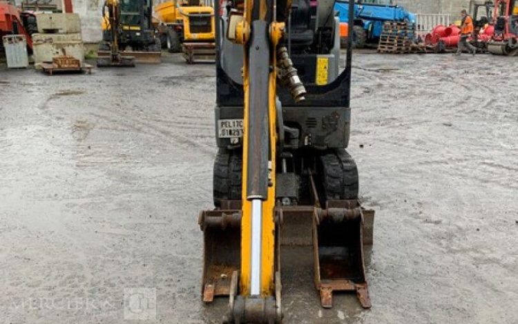 BOBCAT E17  PEL010297