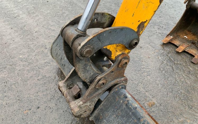 BOBCAT E17  PEL010297