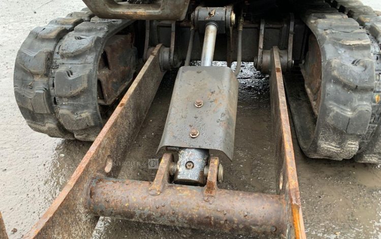 BOBCAT E17  PEL010297