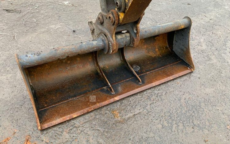 BOBCAT E17  PEL010297