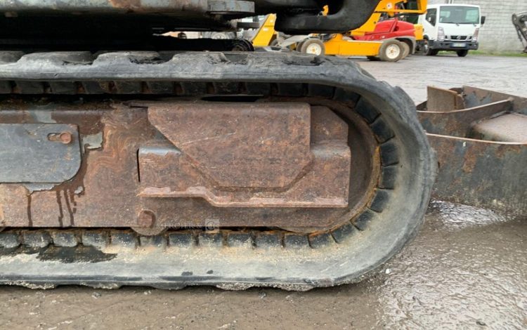 BOBCAT E17  PEL010297