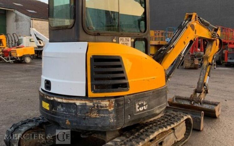 BOBCAT E35B3GR11238  PEL010291