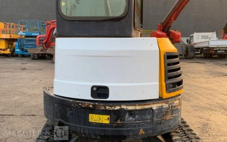 BOBCAT E35B3GR11238  PEL010291