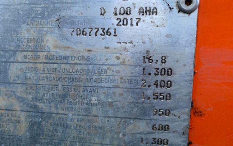 AUSA D100 AHA  DUM010042