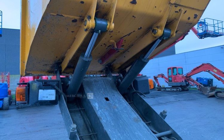 AUSA D100 AHA  DUM010042