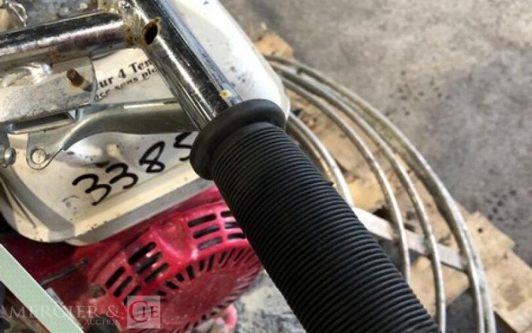 BETON TROWEL BT90HF160  472MAM10