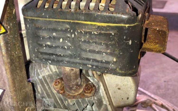 BETON TROWEL BT90HF160  472MAM10